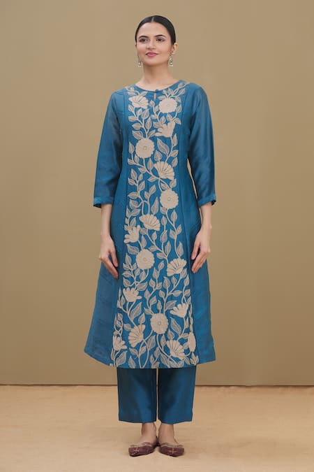 Surabhi Arya_Blue Chanderi Dupatta Chiffon Round Kurta Set _Online_at_Aza_Fashions