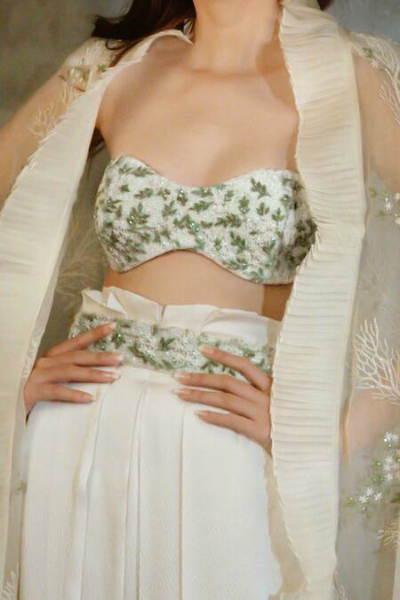 COUTURE BY NIHARIKA White Organza, Hammer Satin Blousesweetheart Embroidered Cape And Pant Set Online at Aza Fashions COUTURE BY NIHARIKA_White Organza, Hammer Satin Blousesweetheart Embroidered Cape And Pant Set _Online_at_Aza_Fashions