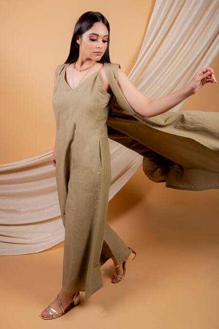 Shop Priya Chaudhary Green Cotton Linen Open Cape at Aza Fashions Shop_Priya Chaudhary_Green Cotton Linen Open Cape_at_Aza_Fashions