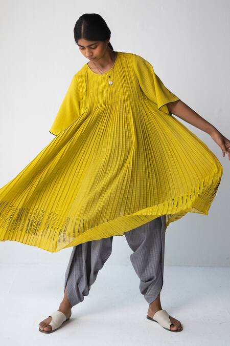 Urvashi Kaur_Yellow Cotton Round Neck Check Micro Pleated Dress _Online_at_Aza_Fashions