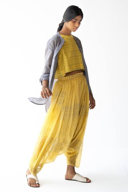 Buy_Urvashi Kaur_Yellow Silk, Cotton Embroidery Round Neck Crop Top _Online_at_Aza_Fashions