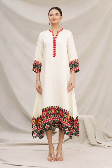 Meghna Panchmatia White Linen Silk Mandarin Collar Dress Online at Aza Fashions Meghna Panchmatia_White Linen Silk Mandarin Collar Dress _Online_at_Aza_Fashions