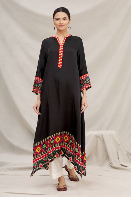 Buy Meghna Panchmatia Black Linen Silk Mandarin Collar Kurta Online at Aza Fashions Buy_Meghna Panchmatia_Black Linen Silk Mandarin Collar Kurta _Online_at_Aza_Fashions