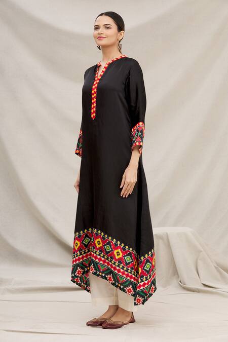 Shop Meghna Panchmatia Black Linen Silk Mandarin Collar Kurta Online at Aza Fashions Shop_Meghna Panchmatia_Black Linen Silk Mandarin Collar Kurta _Online_at_Aza_Fashions