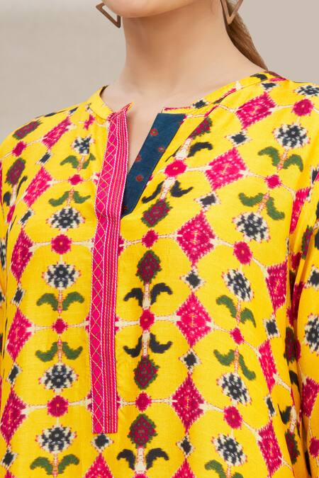 Meghna Panchmatia Yellow Silk Blend Round Printed Dress at Aza Fashions Meghna Panchmatia_Yellow Silk Blend Round Printed Dress _at_Aza_Fashions