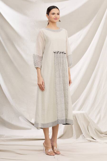 Meghna Panchmatia Black Chanderi Silk Round Printed Midi Dress Online at Aza Fashions Meghna Panchmatia_Black Chanderi Silk Round Printed Midi Dress _Online_at_Aza_Fashions