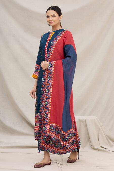 Buy Meghna Panchmatia Red Chanderi Silk Dupatta Online at Aza Fashions Buy_Meghna Panchmatia_Red Chanderi Silk Dupatta _Online_at_Aza_Fashions