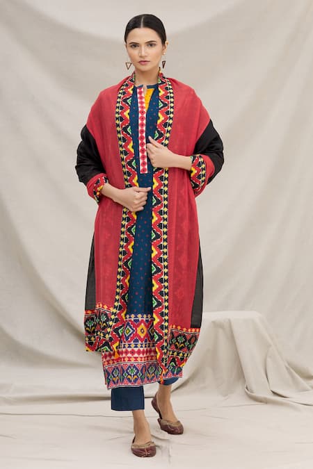 Shop Meghna Panchmatia Pink Chanderi Silk Dupatta at Aza Fashions Shop_Meghna Panchmatia_Pink Chanderi Silk Dupatta _at_Aza_Fashions