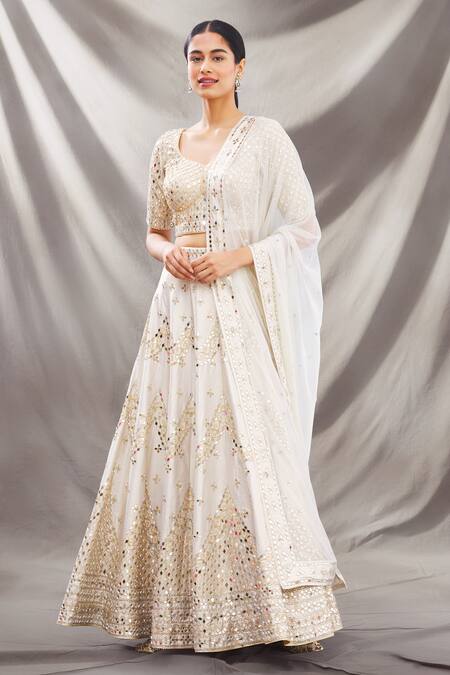 Buy_Vandana Sethi_White Dupion Raw Silk Round Embroidered Lehenga Set_Online_at_Aza_Fashions