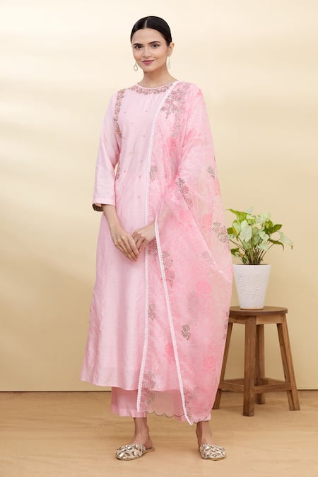 Samyukta Singhania Chanderi Embellished Kurta Set 