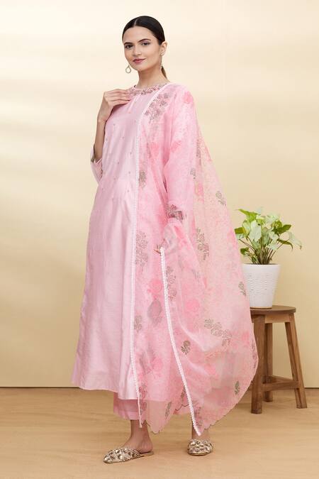 Buy_Samyukta Singhania_Pink Chanderi, Organza Embroidery Round Neck Embellished Kurta Set_Online_at_Aza_Fashions