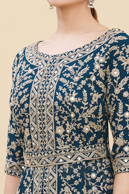 Samyukta Singhania Blue Georgette, Chiffon Embroidery Boat Neck Floral Kurta Lehenga Set at Aza Fashions Samyukta Singhania_Blue Georgette, Chiffon Embroidery Boat Neck Floral Kurta Lehenga Set_at_Aza_Fashions