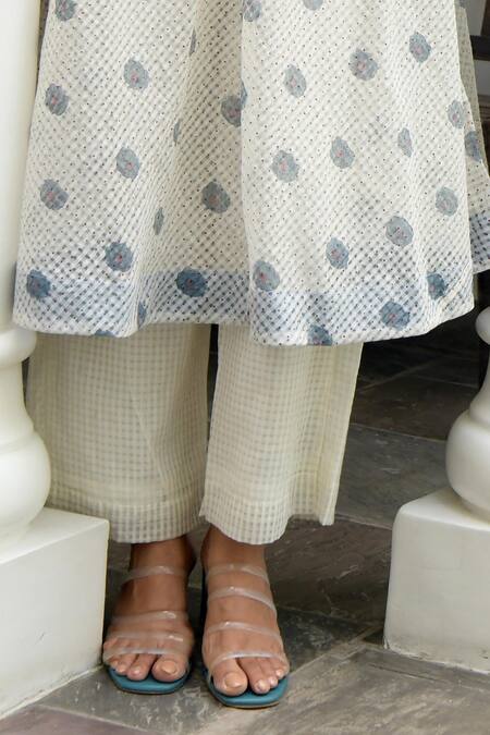 Taro_White Handwoven Cotton Round Kurta With Jacket_at_Aza_Fashions