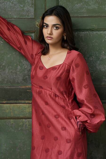 Shop Taro Red Handwoven Chanderi Silk V Neck Dress Online at Aza Fashions Shop_Taro_Red Handwoven Chanderi Silk V Neck Dress _Online_at_Aza_Fashions