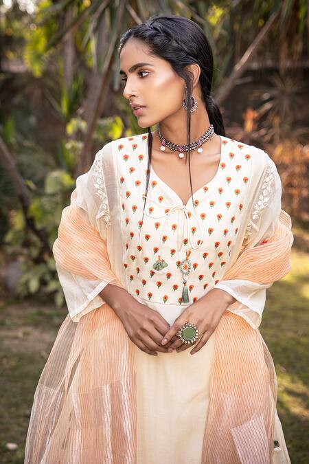 Shop Neeta Bhargava Beige Organza, Silk Chanderi Leaf Neck Kurta Set Online at Aza Fashions Shop_Neeta Bhargava_Beige Organza, Silk Chanderi Leaf Neck Kurta Set _Online_at_Aza_Fashions