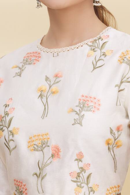 Pranay Baidya White Chanderi Round Blouse at Aza Fashions Pranay Baidya_White Chanderi Round Blouse _at_Aza_Fashions