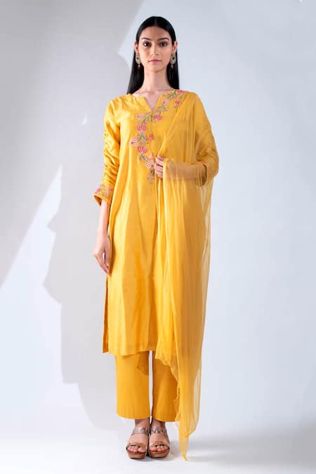 Asha Gautam_Yellow Chiffon, Cotton Lycra, Chanderi Silk Round Kurta Set _Online_at_Aza_Fashions