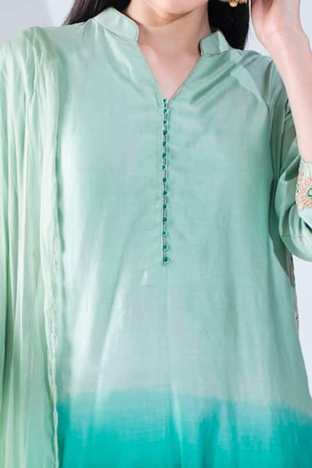 Buy_Asha Gautam_Green Chiffon, Cotton Lycra, Chanderi Silk Mandarin Collar Ombre Kurta Set _Online_at_Aza_Fashions