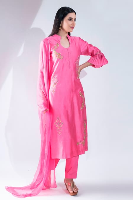 Buy_Asha Gautam_Pink Chiffon, Cotton Lycra, Chanderi Silk Mandarin Collar Kurta Set _Online_at_Aza_Fashions