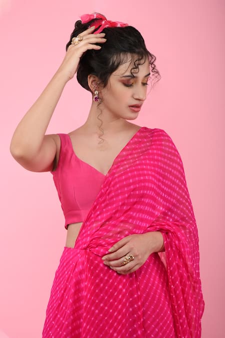 K-Anshika_Pink Chanderi Embroidery V Neck Printed Pre-draped Saree With Blouse _Online_at_Aza_Fashions