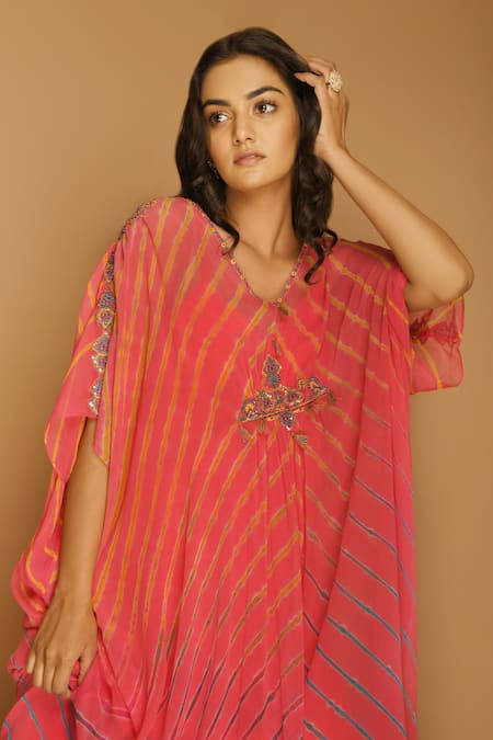 Buy_K-Anshika_Pink Georgette V Neck Leheriya Print Kaftan _Online_at_Aza_Fashions