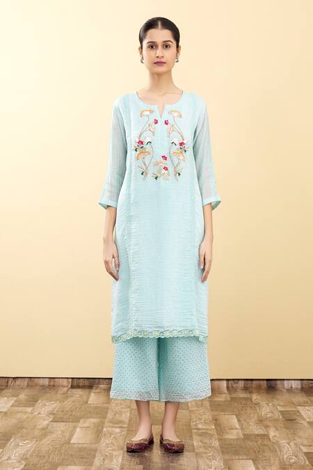 Desert Shine By Sulochana Jangir_Blue Handloom Chanderi Round Kurta Set_Online_at_Aza_Fashions