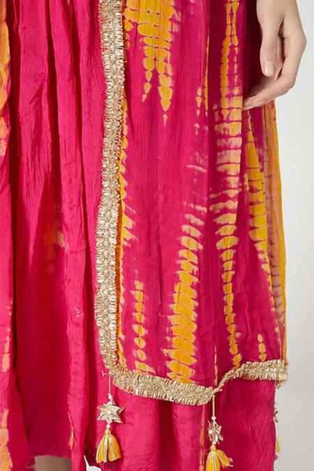 Yuvraani Jaipur_Pink Silk, Chiffon, Shantoon Round Shibori Print Anarkali With Dupatta _Online_at_Aza_Fashions
