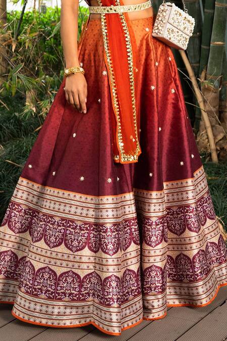 Rashika Sharma_Orange Blouse Embroidery Round Silk Printed Bridal Lehenga Set _at_Aza_Fashions