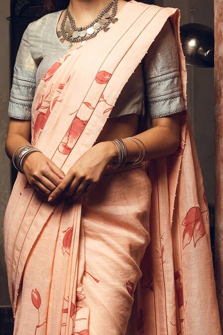 Kasturi Kundal_Peach 80 Count Linen Printed Saree_Online_at_Aza_Fashions