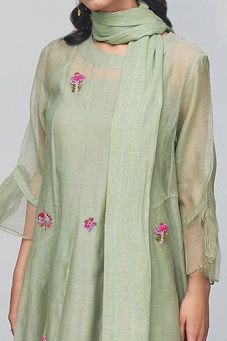 Begum_Green Kurta Chanderi Pant And Inner Slip Cotton Round Set _at_Aza_Fashions