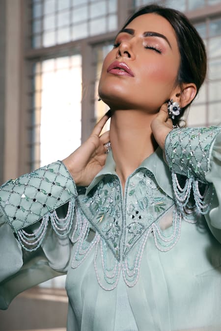 Dheeru Taneja Blue Organza, Crepe Crop Top V-neck Jacket Collar And Pant Set at Aza Fashions Dheeru Taneja_Blue Organza, Crepe Crop Top V-neck Jacket Collar And Pant Set _at_Aza_Fashions