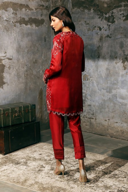 Shop Dheeru Taneja Red Organza, Chanderi Kurta Round Jacket V-neck Embroidered And Pant Set at Aza Fashions Shop_Dheeru Taneja_Red Organza, Chanderi Kurta Round Jacket V-neck Embroidered And Pant Set _at_Aza_Fashions