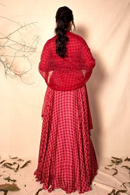 Shop Dheeru Taneja Red Organza, Satin Round Printed Anarkali With Dupatta at Aza Fashions Shop_Dheeru Taneja_Red Organza, Satin Round Printed Anarkali With Dupatta _at_Aza_Fashions