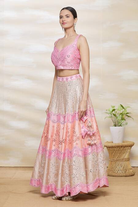 Buy_Vandana Sethi_White Dupion Silk Embroidery Sweetheart Neck Bridal Lehenga Set _Online_at_Aza_Fashions