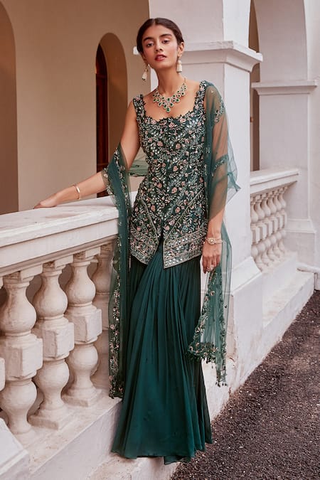 Label Sanya Gulati Green Embroidery Square Neck Kurta Set 