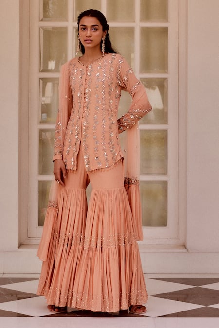 Label Sanya Gulati Embroidered Kurta Set 