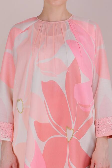 Arcvsh By Pallavi Singh Pink Chanderi Round Floral Print Tunic at Aza Fashions Arcvsh By Pallavi Singh_Pink Chanderi Round Floral Print Tunic _at_Aza_Fashions