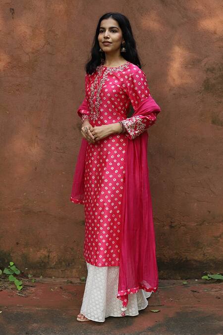 House Of Pink Pink Kurta And Dupatta Chanderi Bottom Self Cotton Round Bandhani Set Online at Aza Fashions House Of Pink_Pink Kurta And Dupatta Chanderi Bottom Self Cotton Round Bandhani Set _Online_at_Aza_Fashions