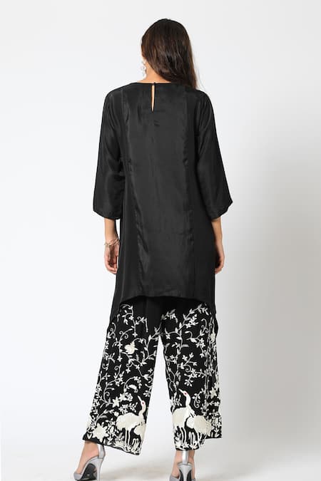 Romaa Asymmetric Kurta & Pant Set 