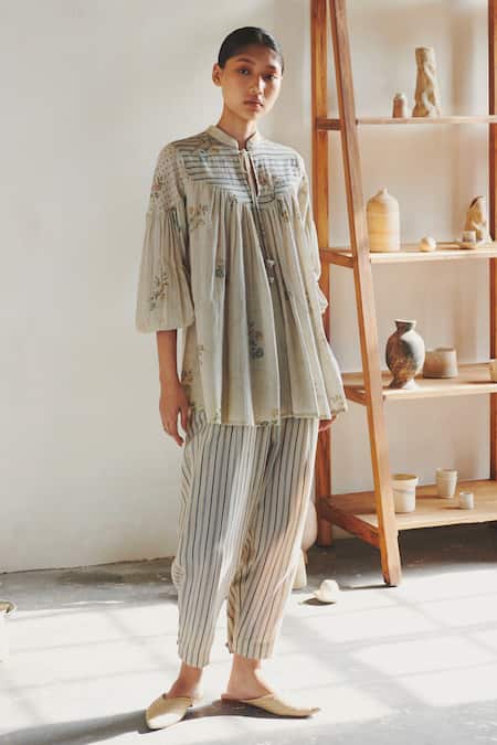 Cord White 100% Cotton Mandarin Collar Printed Top Online at Aza Fashions Cord_White 100% Cotton Mandarin Collar Printed Top _Online_at_Aza_Fashions