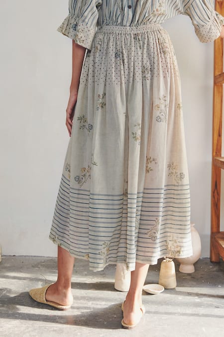 Buy Cord White 100% Cotton Round Printed Top And Skirt Set Online at Aza Fashions Buy_Cord_White 100% Cotton Round Printed Top And Skirt Set_Online_at_Aza_Fashions
