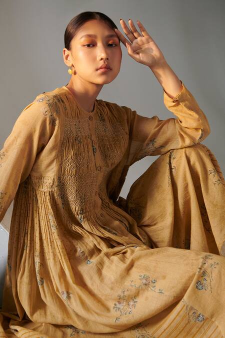 Buy Cord Yellow 100% Cotton Round Block Print Tunic Online at Aza Fashions Buy_Cord_Yellow 100% Cotton Round Block Print Tunic_Online_at_Aza_Fashions