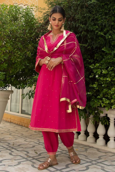 Buy_Maison Shefali_Pink Cotton Embroidery Round Kurta Set _Online_at_Aza_Fashions