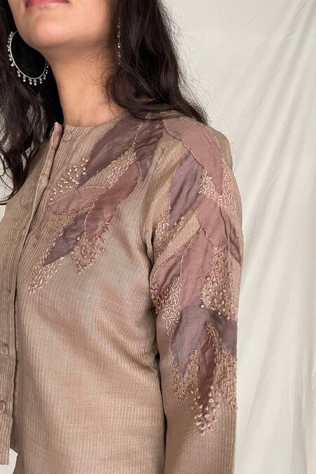 Chambray & CO. Beige Cotton, Chanderi With Zari, Vegan Silk Round Emrboidered Shirt Pants at Aza Fashions Chambray & CO._Beige Cotton, Chanderi With Zari, Vegan Silk Round Emrboidered Shirt Pants _at_Aza_Fashions