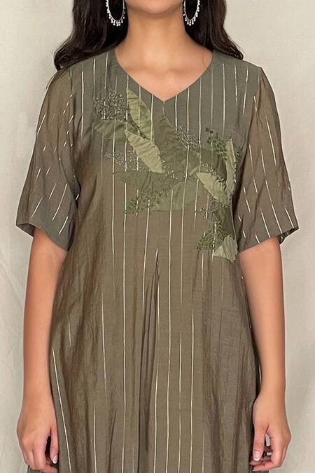 Chambray & CO. Green Chanderi Tissue, Vegan Silk V Neck Embroidered Tunic With Pants at Aza Fashions Chambray & CO._Green Chanderi Tissue, Vegan Silk V Neck Embroidered Tunic With Pants _at_Aza_Fashions