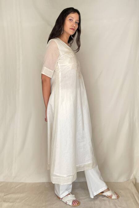 Chambray & CO. White Chanderi Tissue, Vegan Silk V Neck Embroidered Tunic Online at Aza Fashions Chambray & CO._White Chanderi Tissue, Vegan Silk V Neck Embroidered Tunic _Online_at_Aza_Fashions