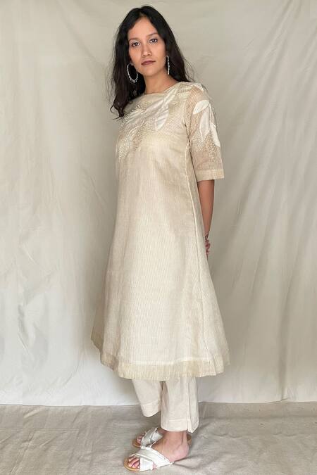 Buy Chambray & CO. White Cotton, Chanderi With Zari Stripes Round Embroidered Tunic Pants Online at Aza Fashions Buy_Chambray & CO._White Cotton, Chanderi With Zari Stripes Round Embroidered Tunic Pants _Online_at_Aza_Fashions