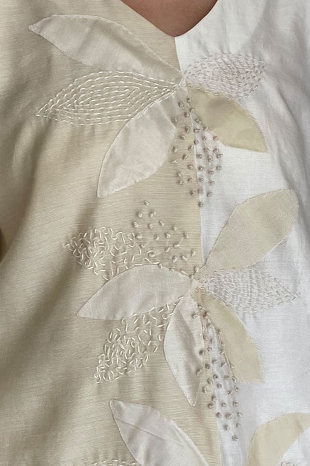 Buy Chambray & CO. White Chanderi Tissue, Vegan Silk V Neck Embroidered Tunic Set Online at Aza Fashions Buy_Chambray & CO._White Chanderi Tissue, Vegan Silk V Neck Embroidered Tunic Set _Online_at_Aza_Fashions