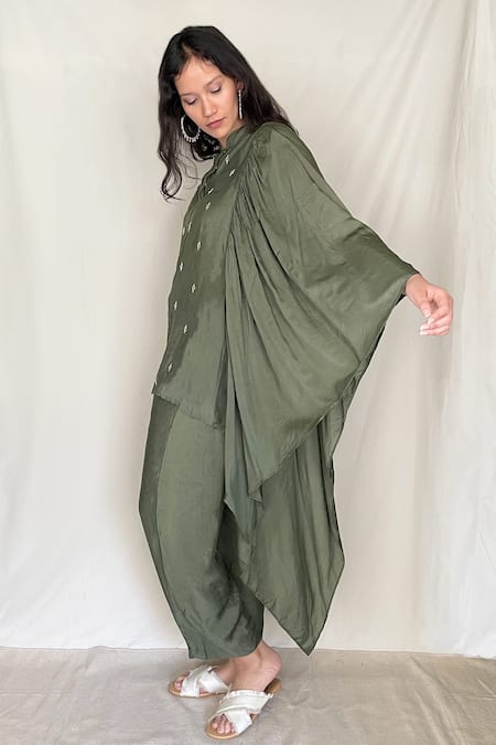 Chambray & CO. Pink Chanderi Tissue, Vegan Silk Mandarin Collar Embroidered Kaftan Tunic Online at Aza Fashions Chambray & CO._Pink Chanderi Tissue, Vegan Silk Mandarin Collar Embroidered Kaftan Tunic _Online_at_Aza_Fashions