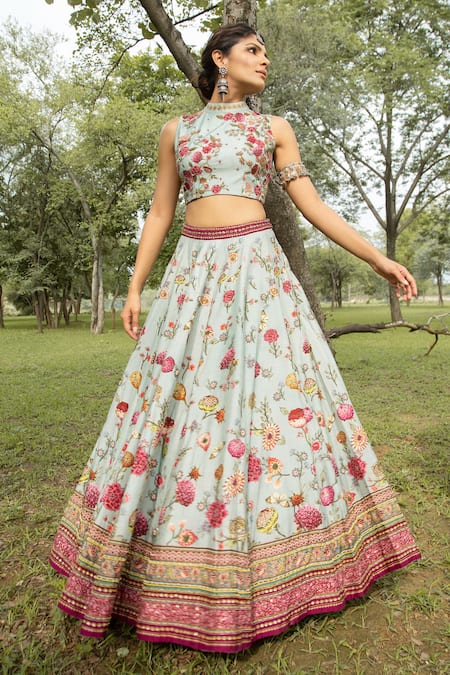 Trending Light Weight Printed Lehengas For The Millennial Brides-To-Be!